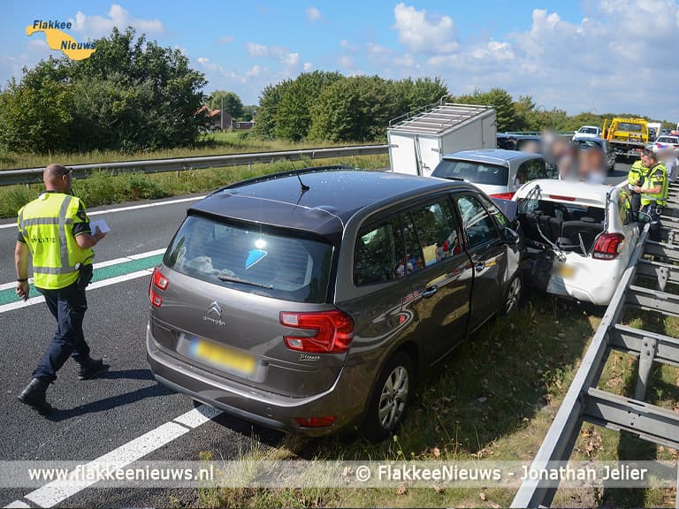 Ongeval met vijf voertuigen op N59