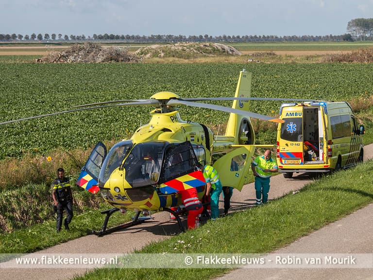 Traumaheli vliegt voor ongeval met fietser in polder Melissant