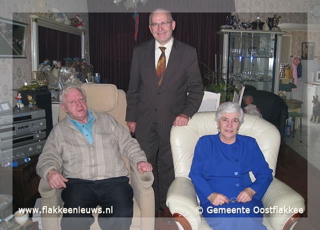 Burgemeester bezoekt gouden huwelijkspaar