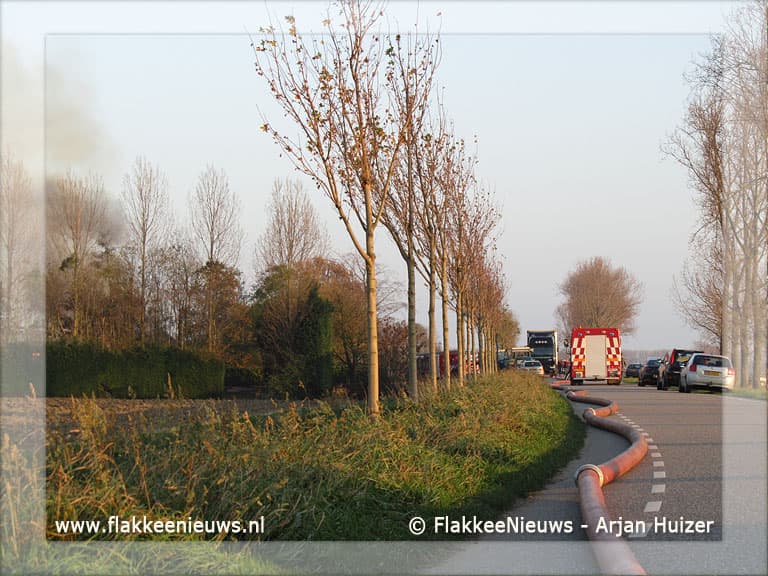 Grote brand in Achthuizen verwoest schuur