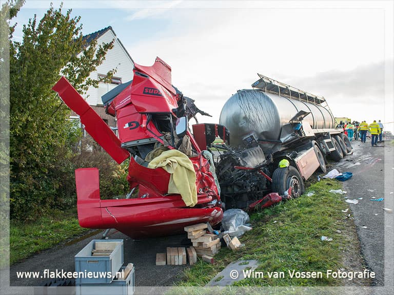 Vrachtwagenchauffeur overleden na ongeval Oude-Tonge