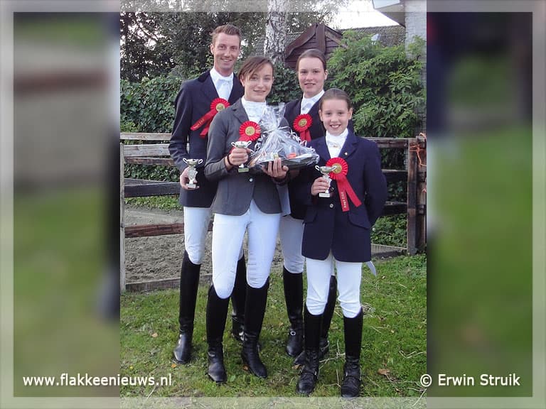 Podiumplaats en dagrecord voor Oostmoerse Ruiters