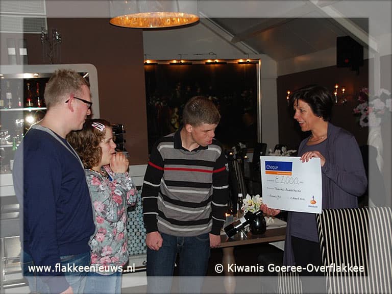Thomashuis ontvangt 1000 euro van Kiwanis