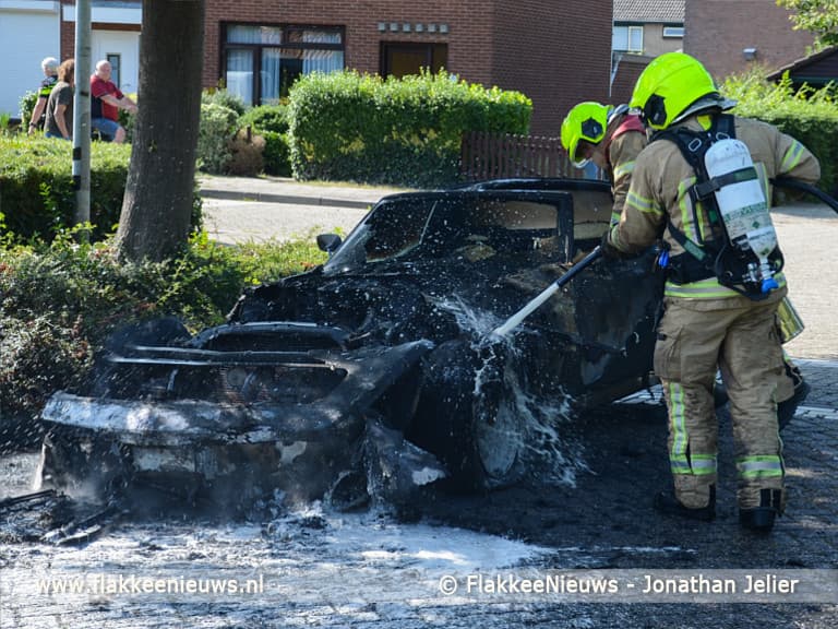 Recent opgeknapte Oldtimer in vlammen op