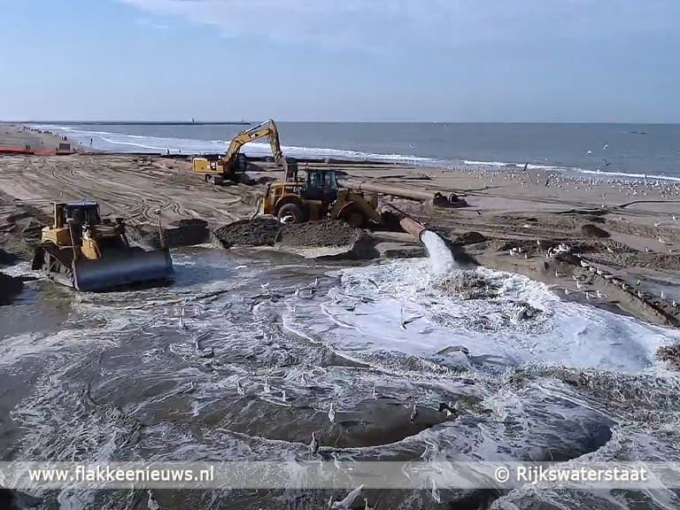 1,1 miljoen kuub zand erbij op de kust van Goeree-Overflakkee