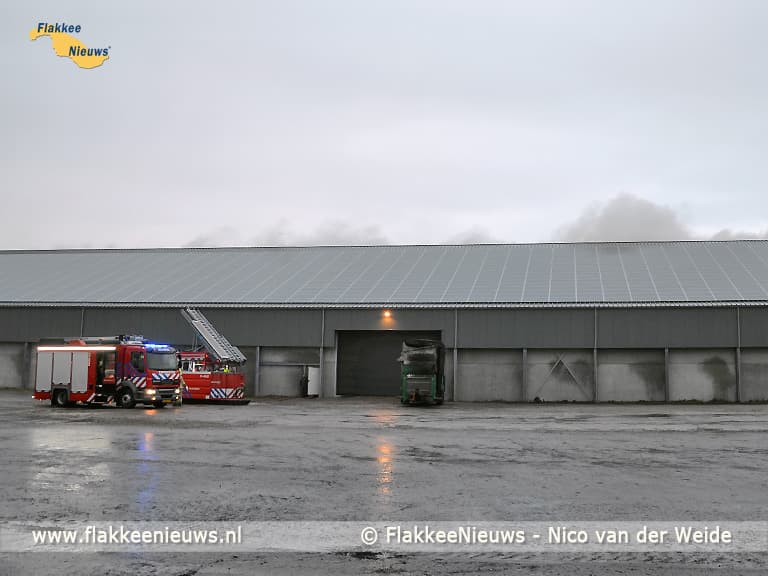 Inzet brandweer voor een grote brand in een schuur
