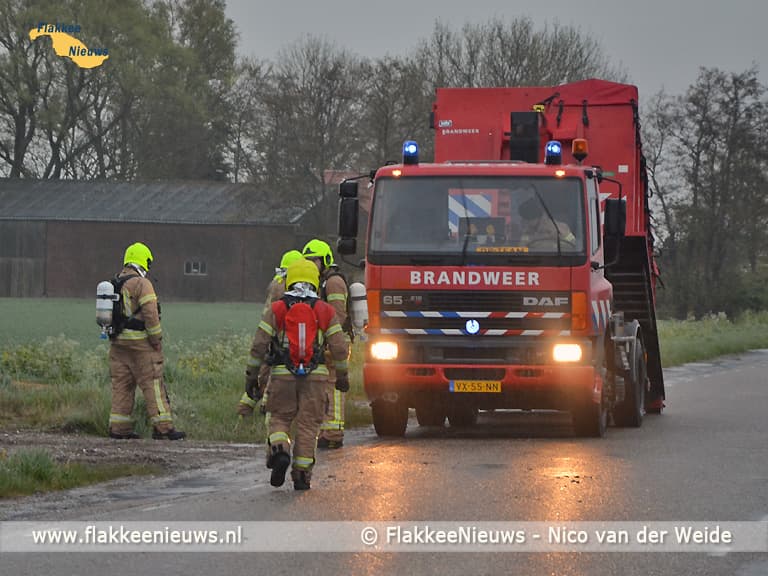 Inzet brandweer voor een grote brand in een schuur