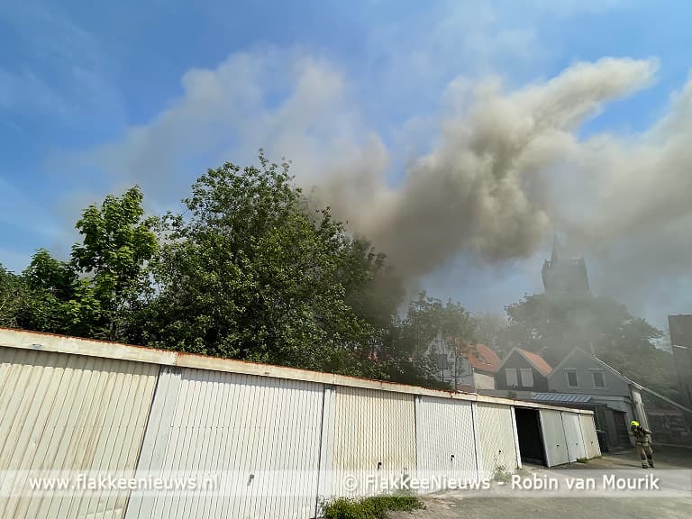 Tuinhuis in brand in Dirksland
