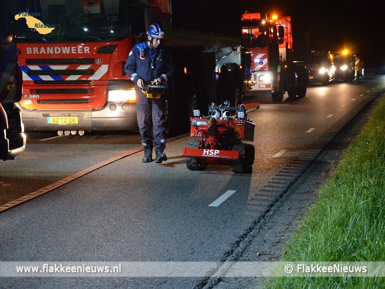 Blusrobot ingezet bij drugsafval brand Oude-Tonge