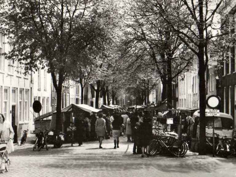 Weekmarkt blijft in Middelharnis