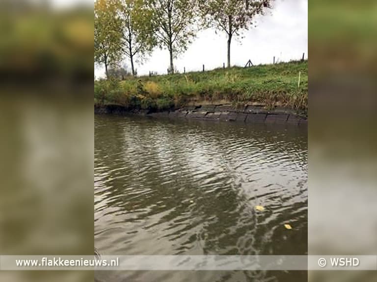 Waterschap herstelt de oevers van Havenkanaal in Dirksland