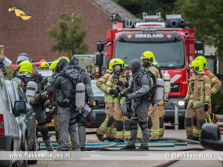 Straat in Dirksland ontruimd wegens explosiegevaar