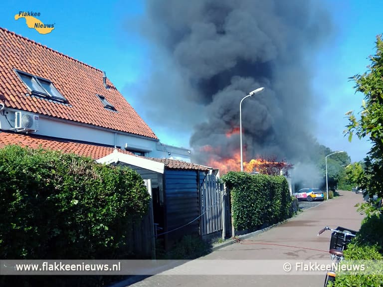 Brandweer uitgerukt naar middelbrand in Herkingen