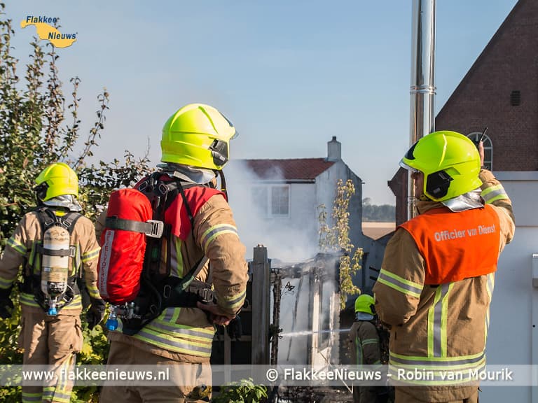 Brandweer uitgerukt naar middelbrand in Herkingen