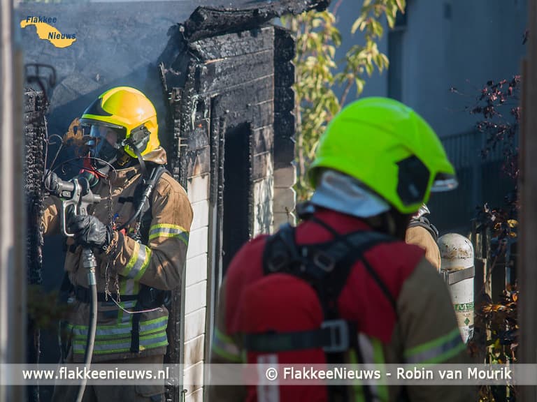 Brandweer uitgerukt naar middelbrand in Herkingen
