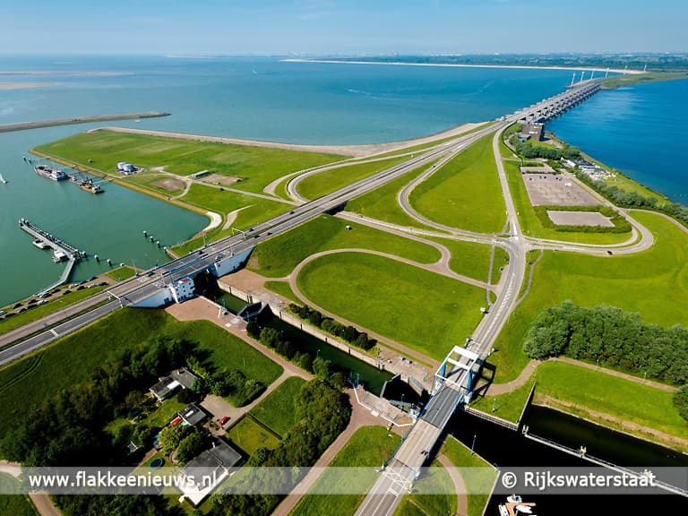 De Haringvlietsluizen zijn jarig