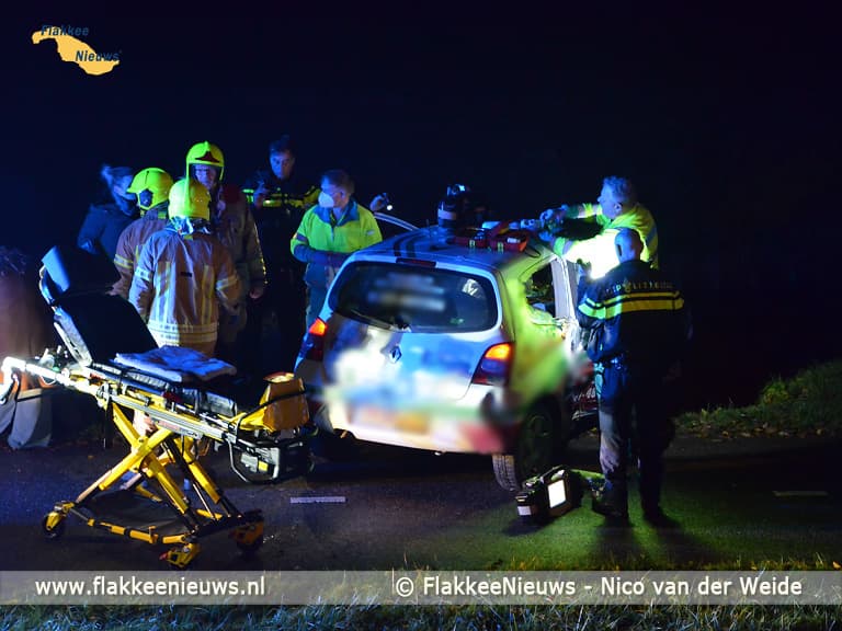 Bestuurder zwaargewond na ongeval in polder Middelharnis