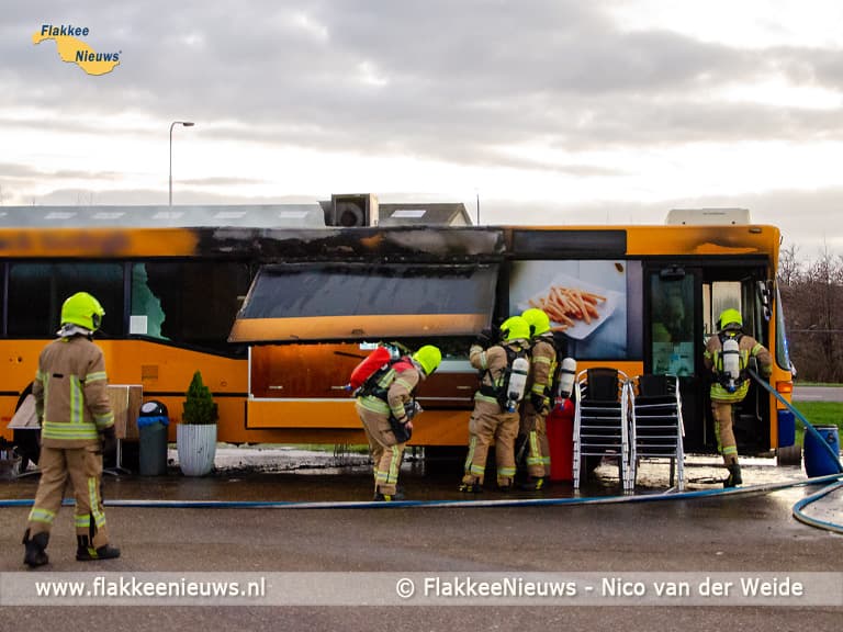 Foodtruck in brand bij Oude-Tonge