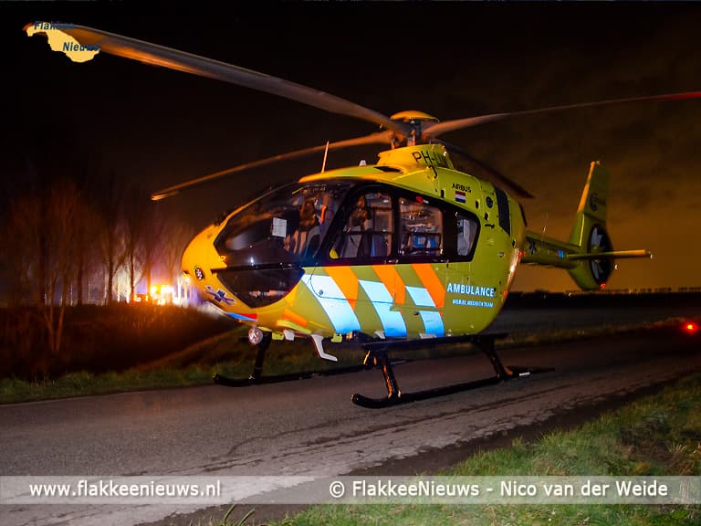 Automobilist ernstig gewond geraakt in polder nabij Dirksland