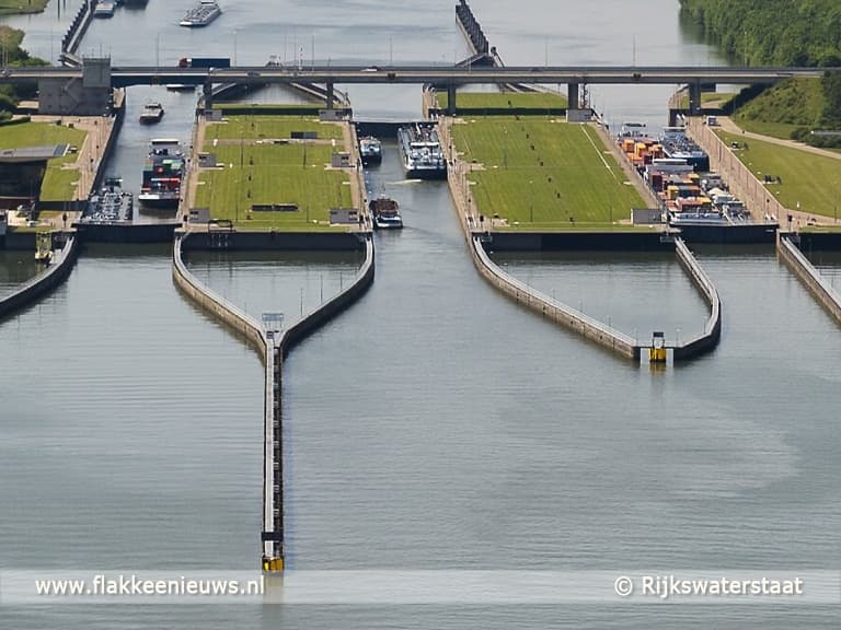 Drie koperdieven aangehouden bij Volkeraksluizen
