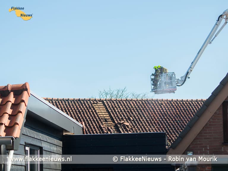 Grote brand in schuur Ooltgensplaat