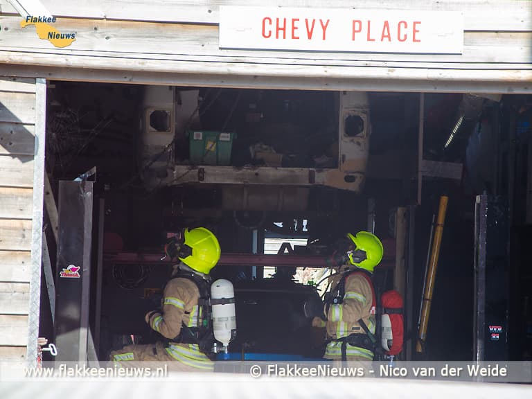 Grote brand in schuur Ooltgensplaat