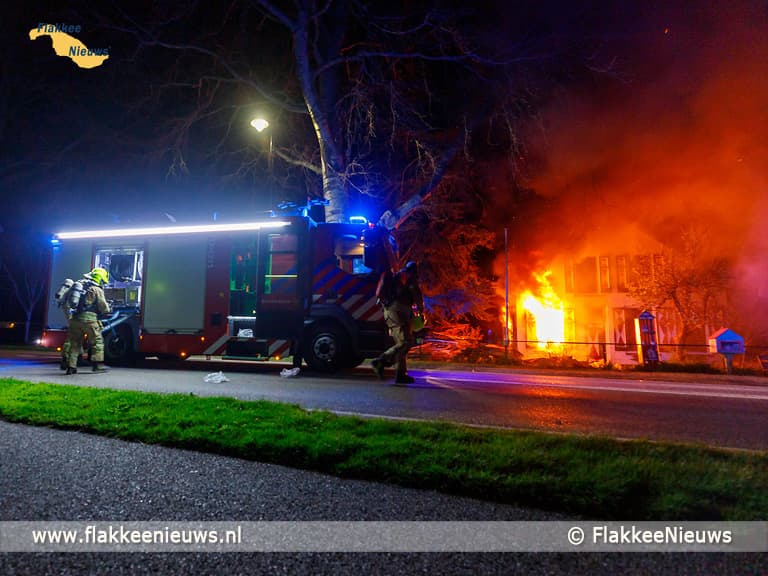 Zeer grote brand in Dirkslandse woning