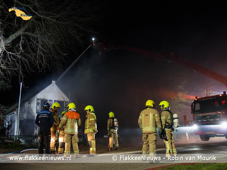 Zeer grote brand in Dirkslandse woning