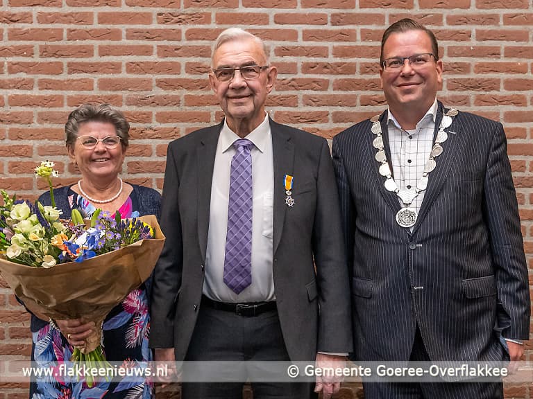 Uitreiking Koninklijke onderscheiding aan de heer Cees Grinwis uit Ouddorp