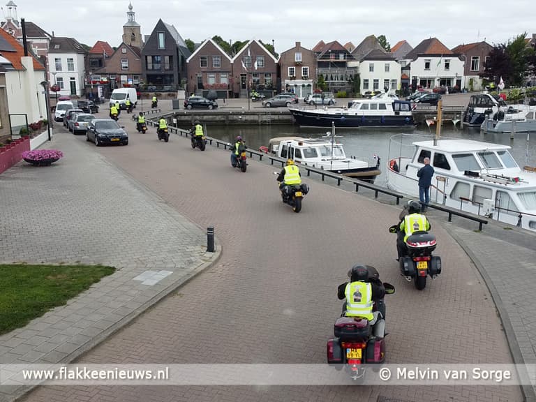 Indrukwekkende Ride4Arno tocht over Goeree-Overflakkee