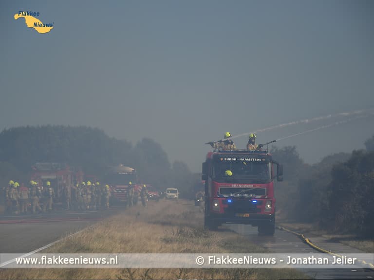 Grote duinbrand bij Ouddorp