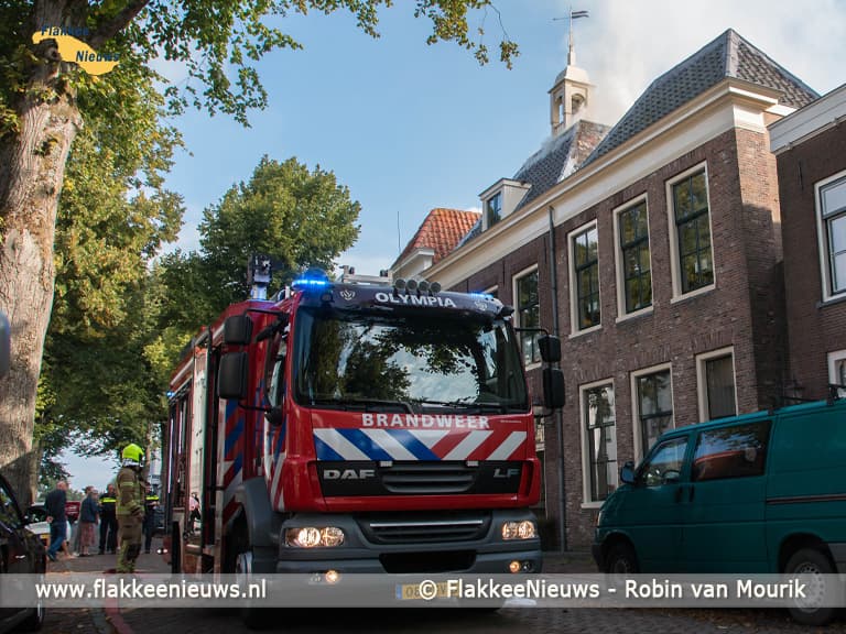 Uitslaande brand monumentaal pand Sommelsdijk