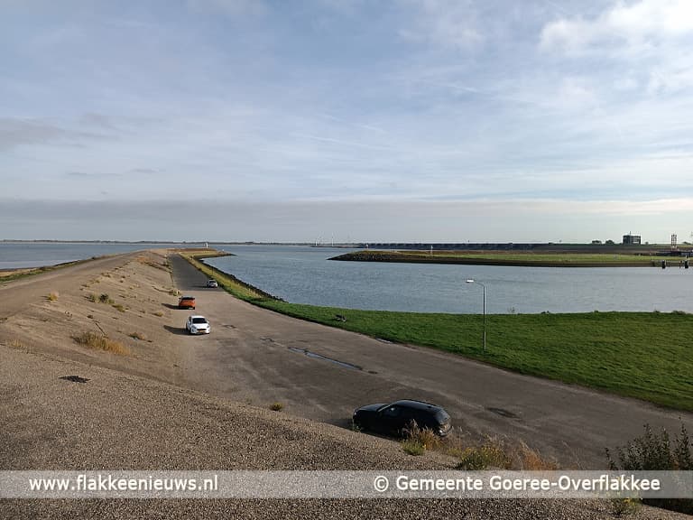 Crisisnoodopvang asielzoekers op schip Stellendam