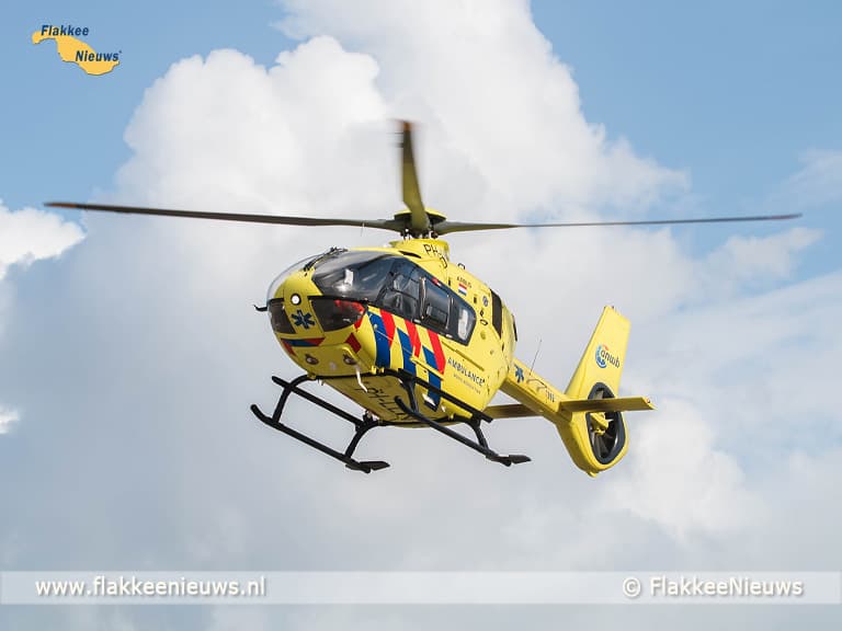 Traumaheli trekt bekijks bij middelbare school Middelharnis