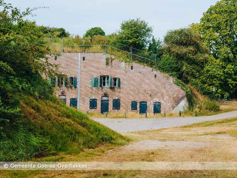 Gezocht: trouwfoto's en verhalen bij Fort Prins Frederik