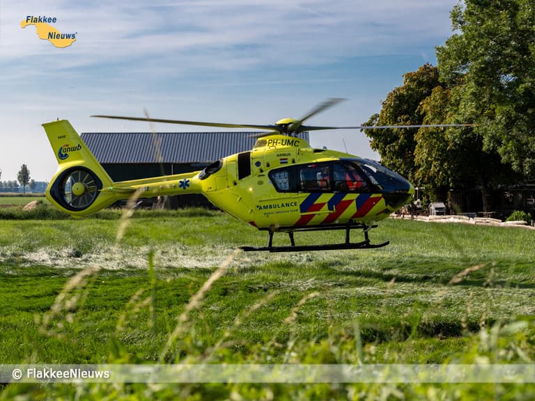 Fietser overleden na botsing met lijndienstbus