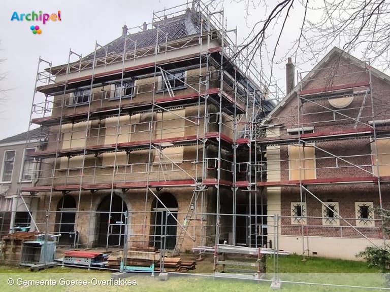 Opknapbeurt voor Raadhuis Middelharnis
