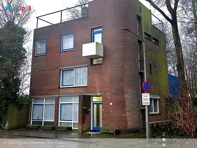 Pand Hobbemastraat naar alleenstaande minderjarige statushouders