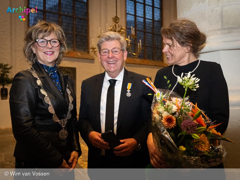 Dinant Struik uit Ouddorp Koninklijk onderscheiden