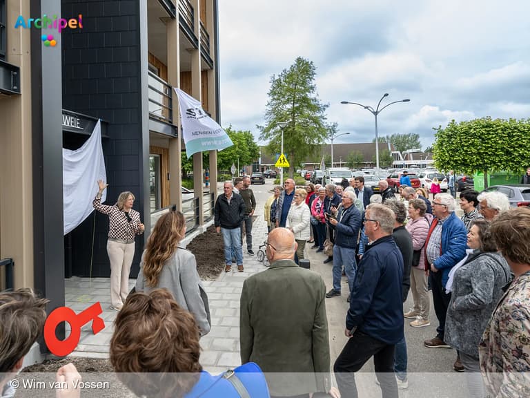 Energieneutrale seniorenwoningen opgeleverd in Ouddorp