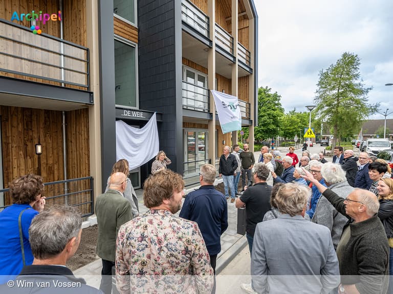 Energieneutrale seniorenwoningen opgeleverd in Ouddorp