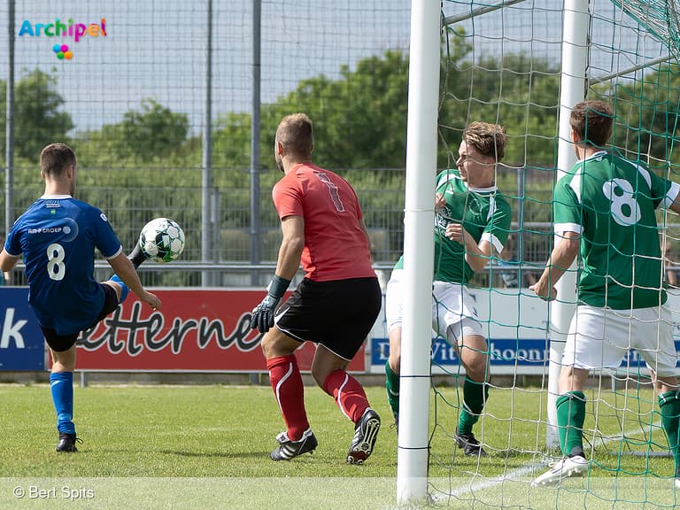 Thijs Tromp schiet DBGC naar de finale