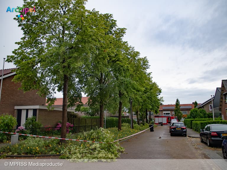 Krachtige storm zorgt voor overlast en indrukwekkende beelden