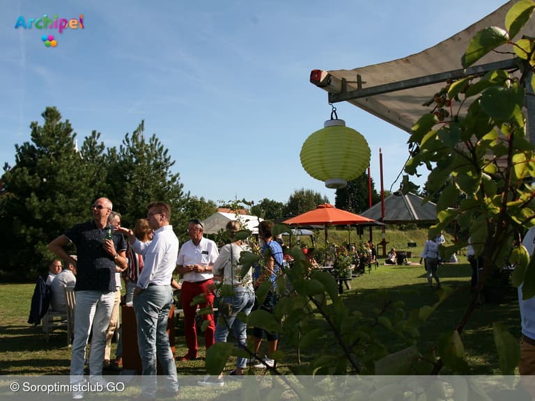 Sfeervolle afsluiting van de zomer voor het goede doel