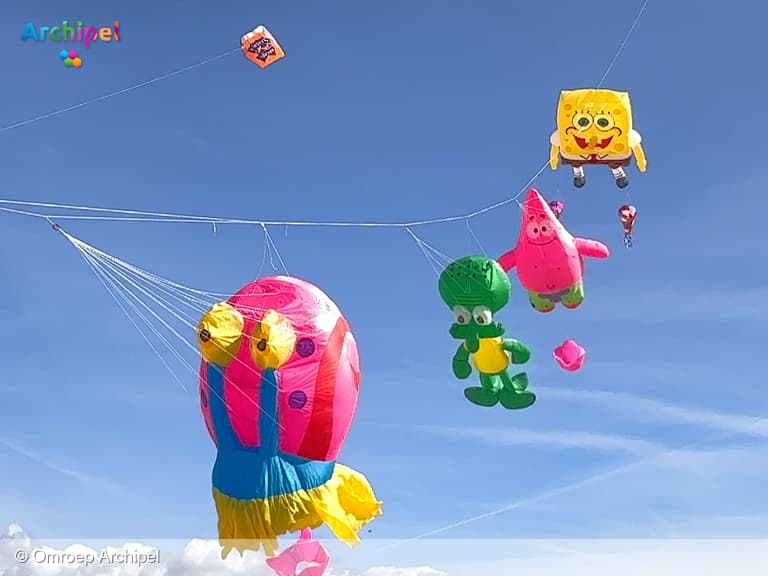 Vliegerfestival Brouwersdam trekt jong en oud naar het strand