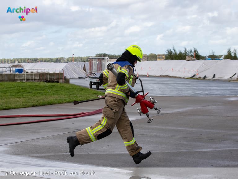 Spannende finale voor jeugdbrandweer Den Bommel op Schiphol