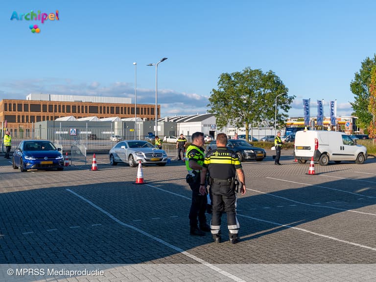 Scooter ontsnapt met hoge snelheid tijdens verkeerscontrole
