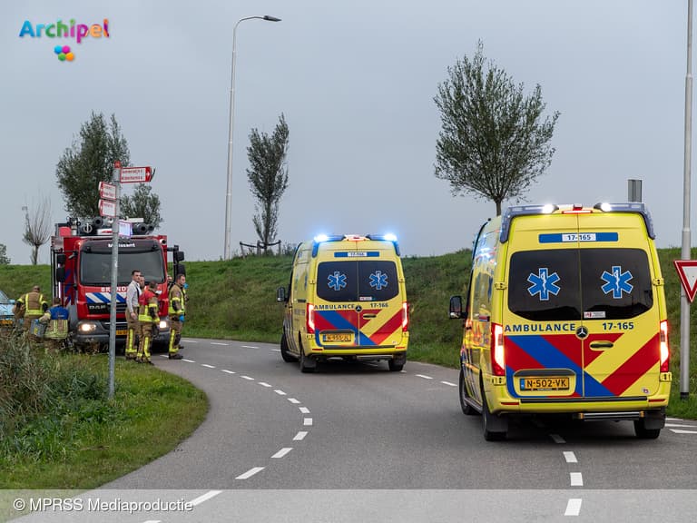 16-Jarige jongen overleden bij aanrijding tussen brommer en tractor