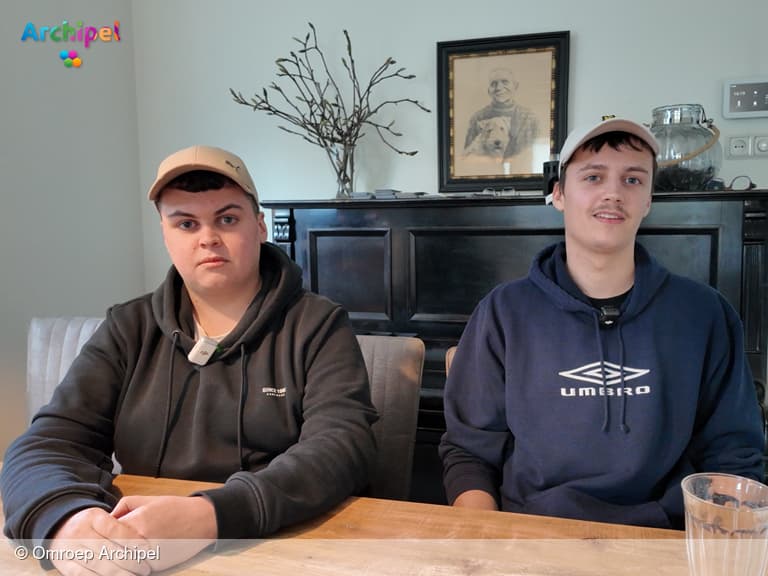 Flakkeese broers breken door in rapscene