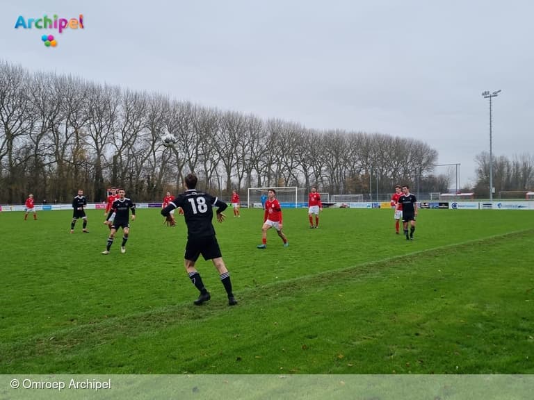Stellendam op stoom in derde klasse